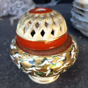 brûle-parfum ou brûle-encens japonais de style Satsuma